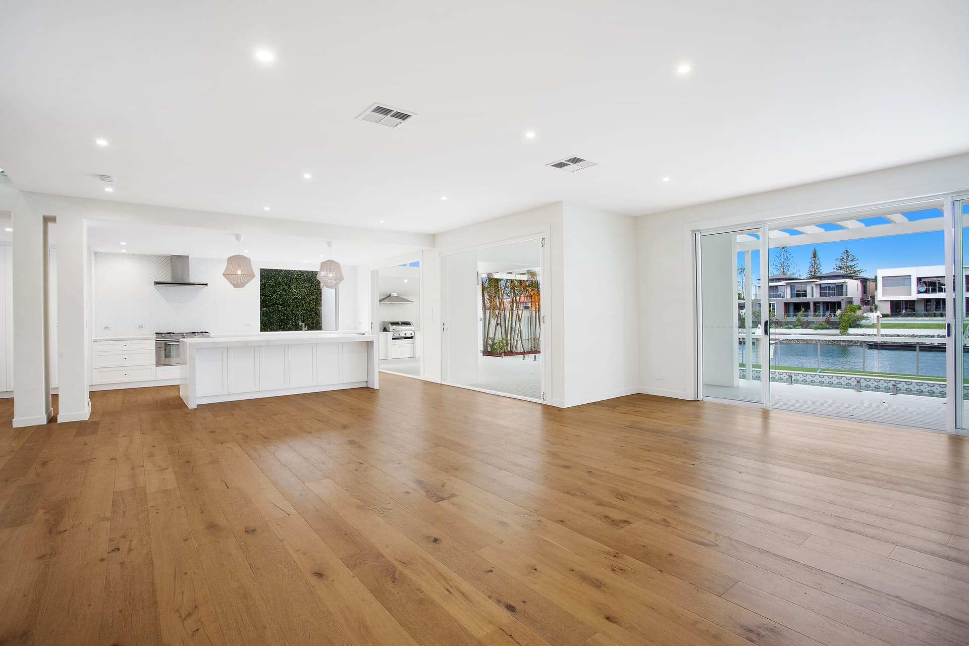 1 Allambi Avenue, Broadbeach Waters, QLD, 4218, Broadbeach Waters - Thumbnail 3