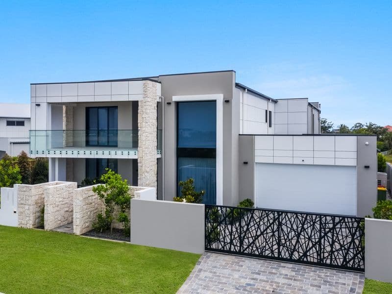 36 Lakeview Boulevard, Mermaid Waters, QLD, 4218, Mermaid Waters - Thumbnail 2