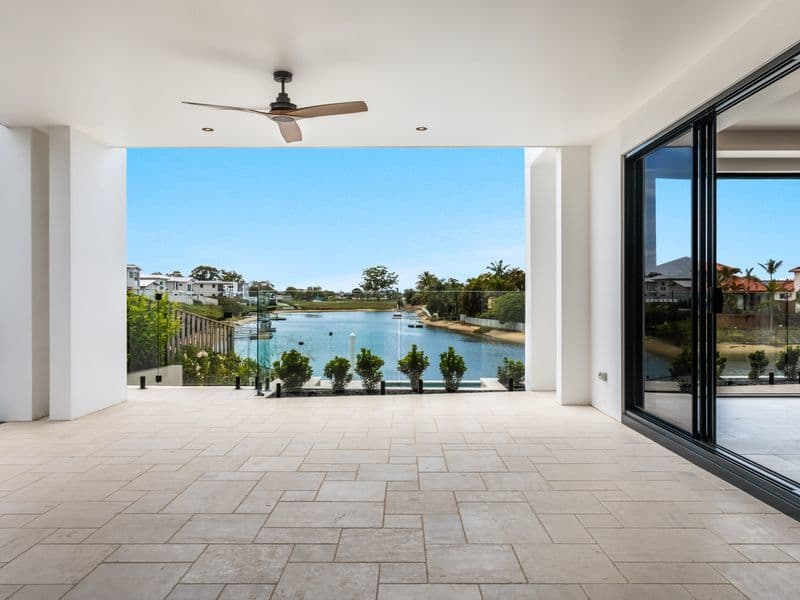 36 Lakeview Boulevard, Mermaid Waters, QLD, 4218, Mermaid Waters - Thumbnail 3
