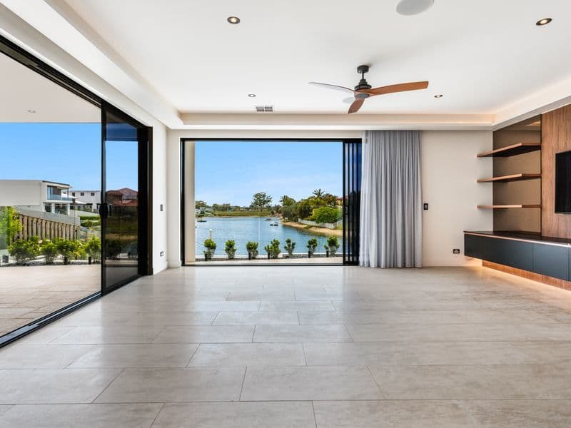 36 Lakeview Boulevard, Mermaid Waters, QLD, 4218, Mermaid Waters - Thumbnail 5