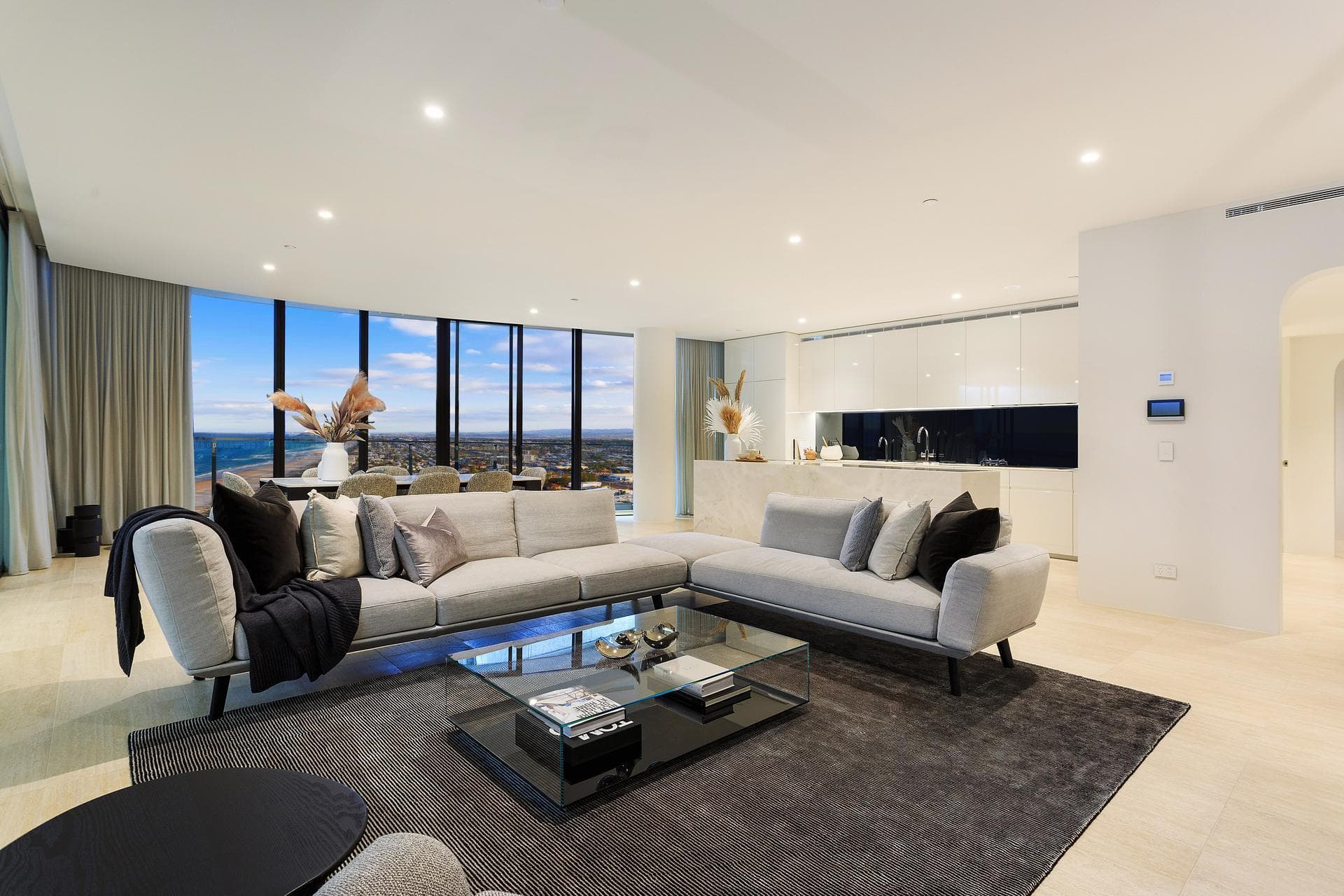 Unit 4002/272 Hedges Avenue, Mermaid Beach, QLD, 4218, Mermaid Beach - Thumbnail 5