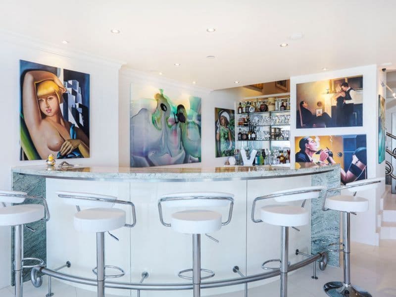 75 Brighton Parade, Southport, QLD, 4215, Southport - Thumbnail 7