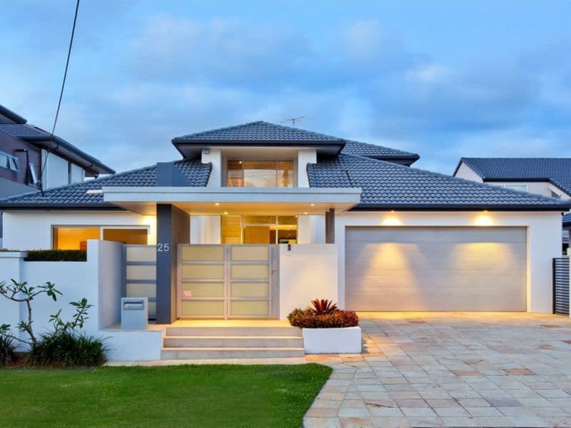25 Cleland Crescent, BROADBEACH WATERS, QLD, 4218, Broadbeach Waters - Thumbnail 3