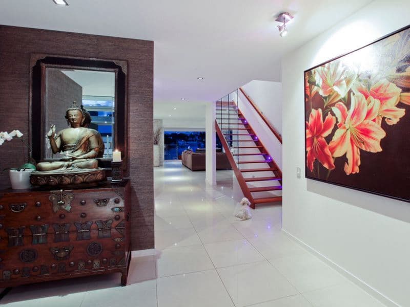 25 Cleland Crescent, BROADBEACH WATERS, QLD, 4218, Broadbeach Waters - Thumbnail 5