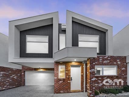 2/18 Magnolia Street, Oak Park, VIC, 3046, Oak Park - Image 1