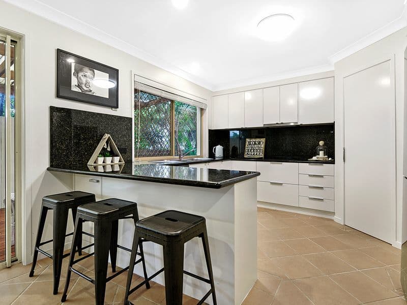 2/17 Evandale Crescent, MIAMI, QLD, 4220, Miami - Thumbnail 3