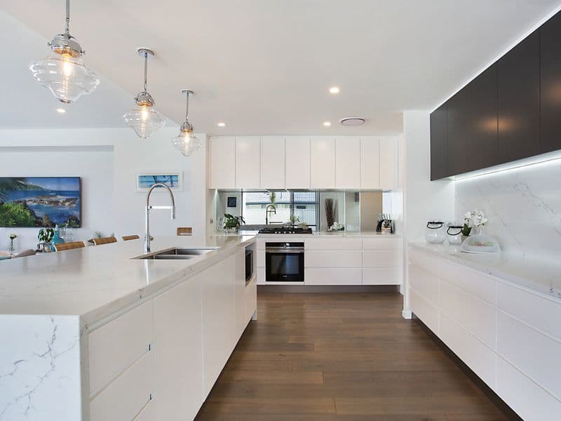12 Boomerang Crescent, Sorrento, QLD, 4217, Sorrento - Thumbnail 5