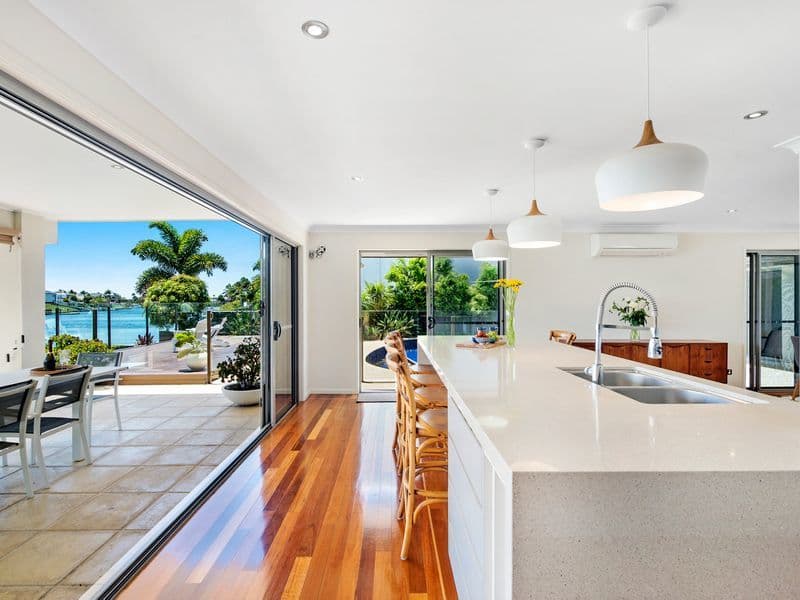 26 River Crescent, Broadbeach Waters, QLD, 4218, Broadbeach Waters - Thumbnail 2