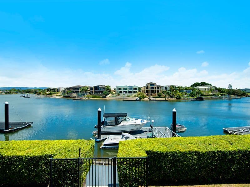 26 River Crescent, Broadbeach Waters, QLD, 4218, Broadbeach Waters - Thumbnail 3