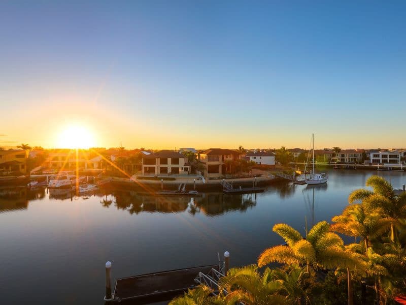 32 The Peninsula , Sovereign Islands, QLD, 4216, Sovereign Islands - Image 1