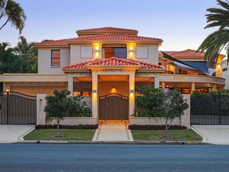 133 Commodore Drive, Paradise Waters, QLD, 4217, Surfers Paradise - Thumbnail 2