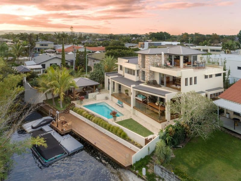 8 Maxime Court, Isle Of Capri, QLD, 4217, Isle Of Capri - Image 1
