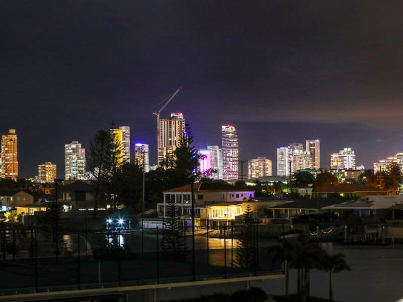 8 Maxime Court, Isle Of Capri, QLD, 4217, Isle Of Capri - Thumbnail 4