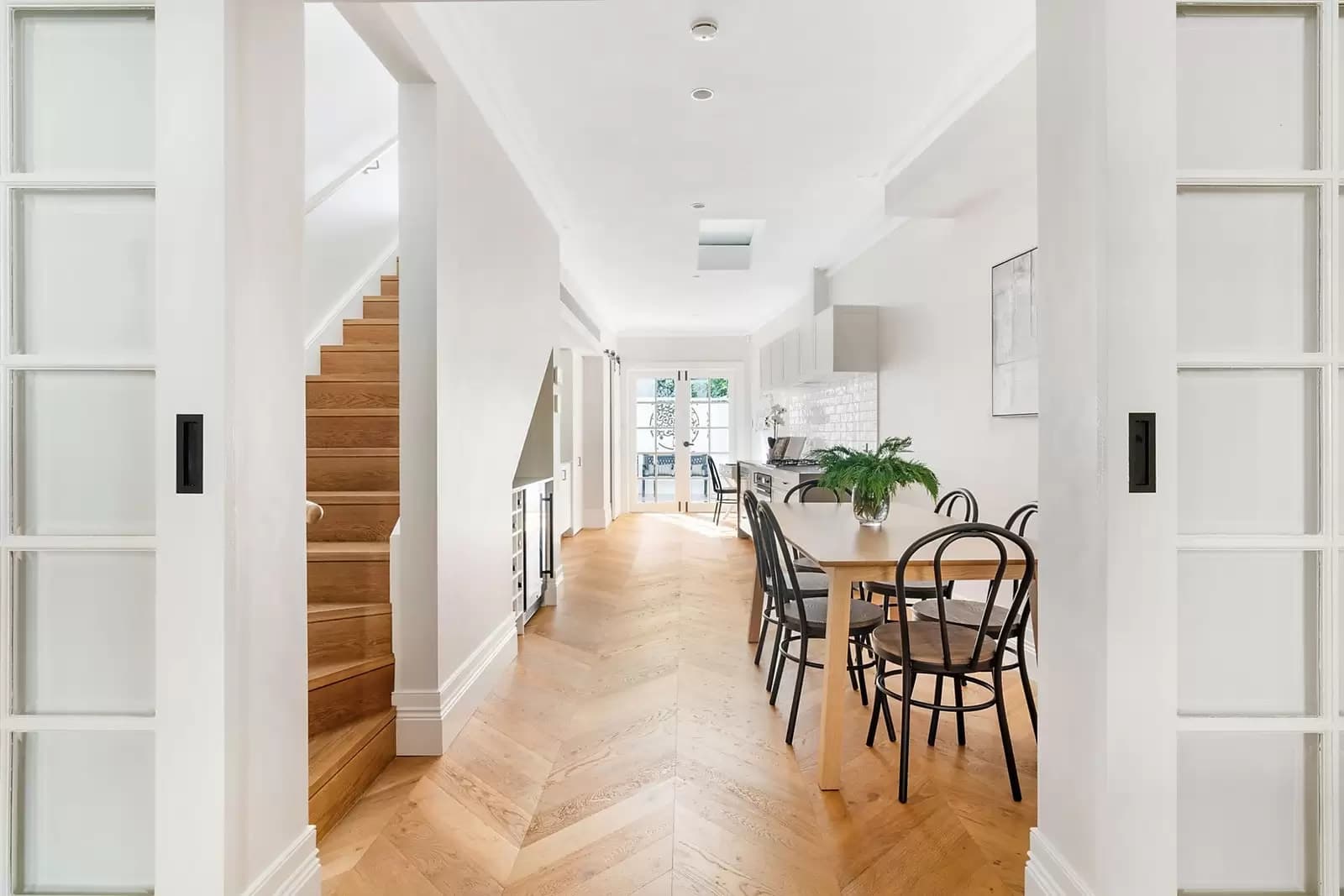 14 Elfred Street, Paddington, Paddington - Thumbnail 2