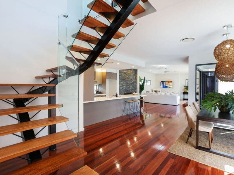 7 Seabeach Avenue, Mermaid Beach, QLD, 4218, Mermaid Beach - Thumbnail 8