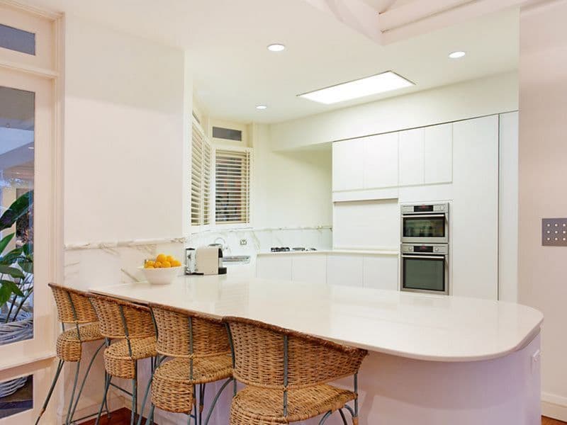 4 Saint Tropez Terrace, Sorrento, QLD, 4217, Sorrento - Thumbnail 5