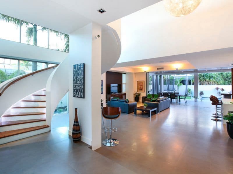 14-16 Ocean Street, Mermaid Beach, QLD, 4218, Mermaid Beach - Thumbnail 2