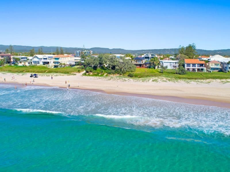 103-105 Hedges Avenue, Mermaid Beach, QLD, 4218, Mermaid Beach - Thumbnail 4