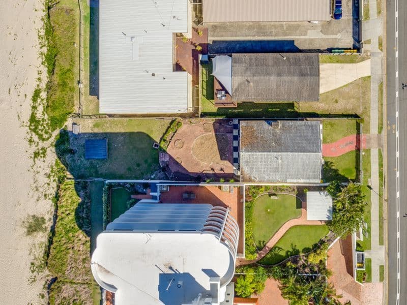 123 Albatross Avenue, MERMAID BEACH, QLD, 4218, Mermaid Beach - Thumbnail 2