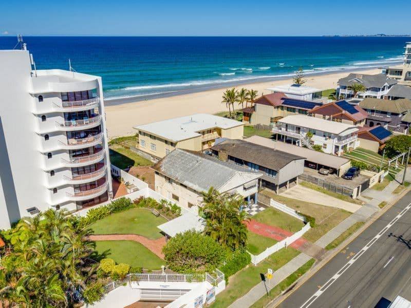 123 Albatross Avenue, MERMAID BEACH, QLD, 4218, Mermaid Beach - Thumbnail 3