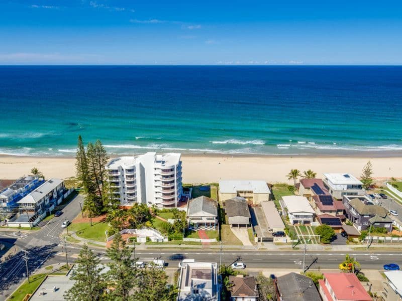 123 Albatross Avenue, MERMAID BEACH, QLD, 4218, Mermaid Beach - Thumbnail 4