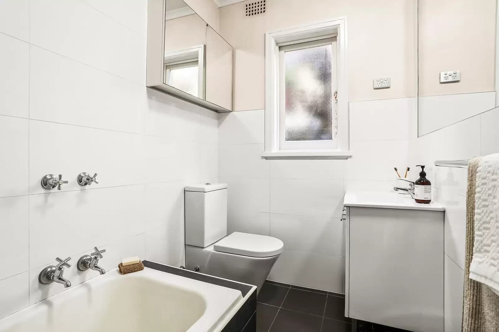 1/15 Ben Eden Street, Bondi Junction, Bondi Junction - Thumbnail 5