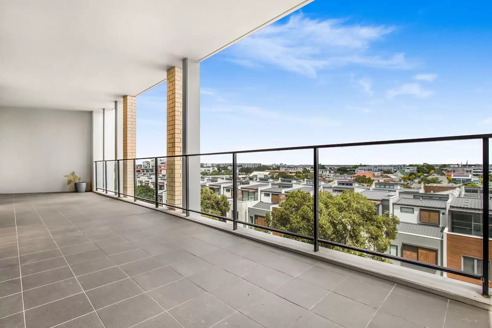 401/33-35 Dunning Avenue, Rosebery, Rosebery - Thumbnail 2