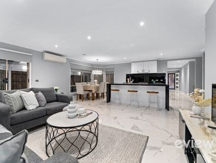7 Melliodora Court, Manor Lakes, VIC, 3024, Manor Lakes - Thumbnail 2