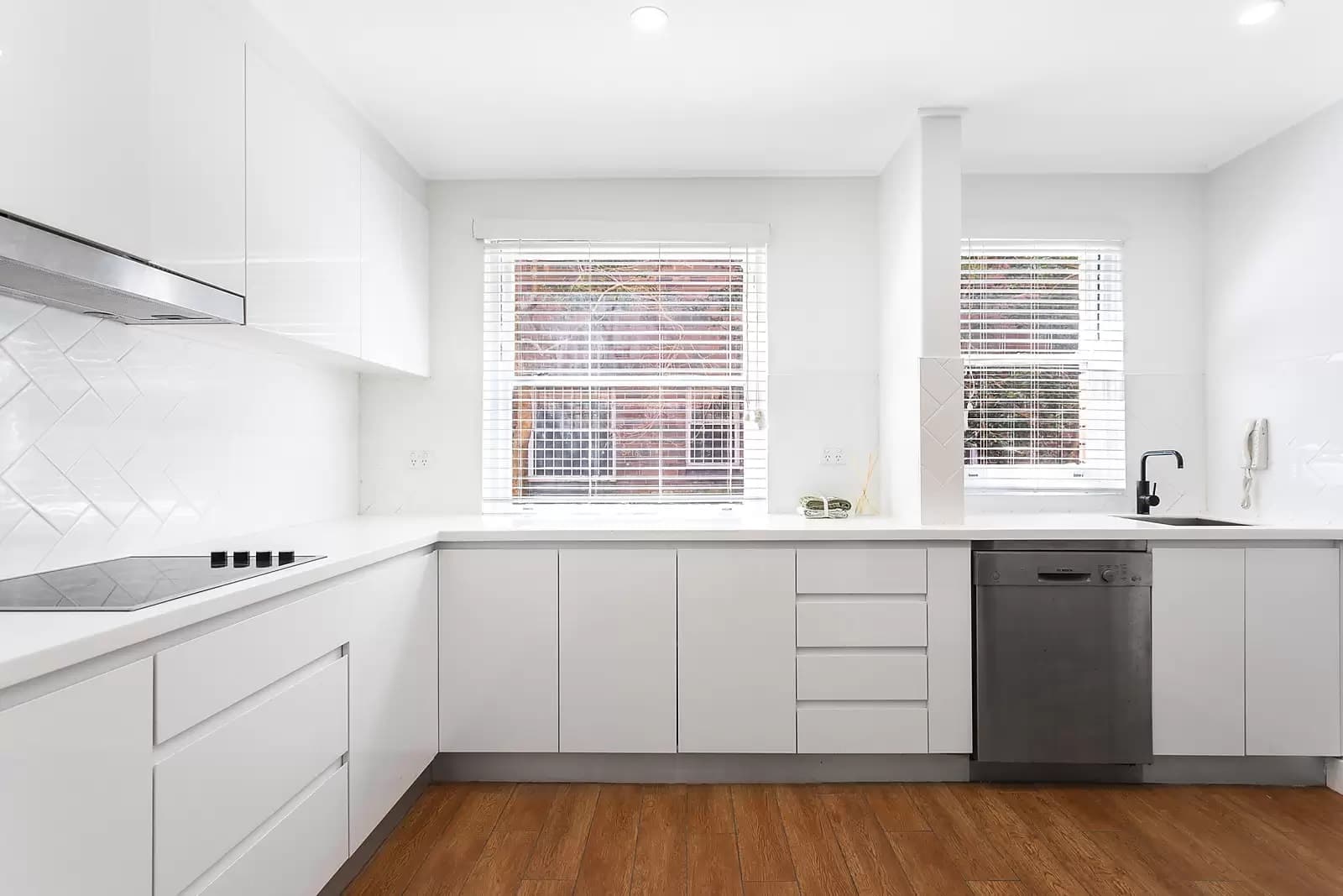 1/13 Botany Street, Bondi Junction, Bondi Junction - Thumbnail 3