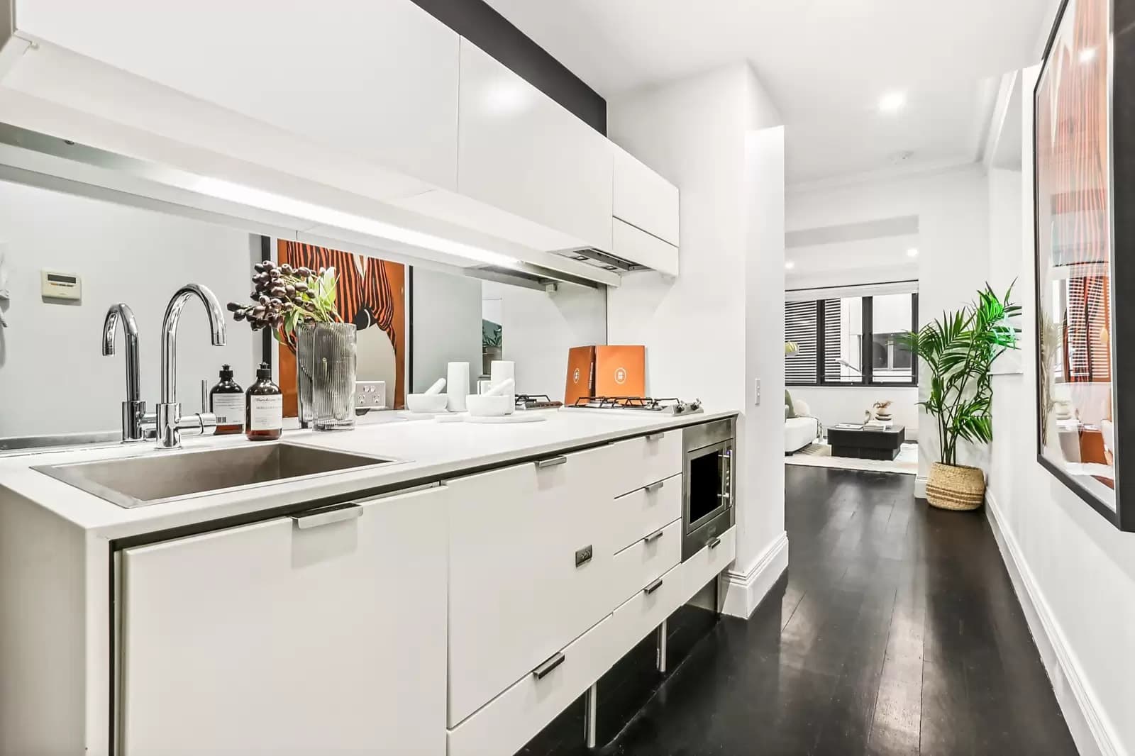 207/13-15 Bayswater Road, Potts Point, Potts Point - Thumbnail 2