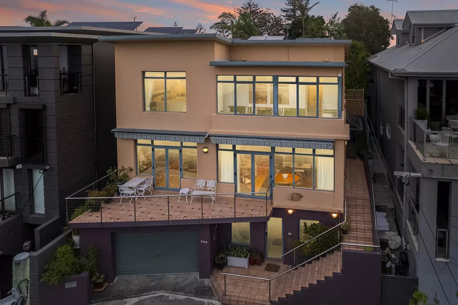 165 MacPherson Street, Bronte, Bronte - Image 1