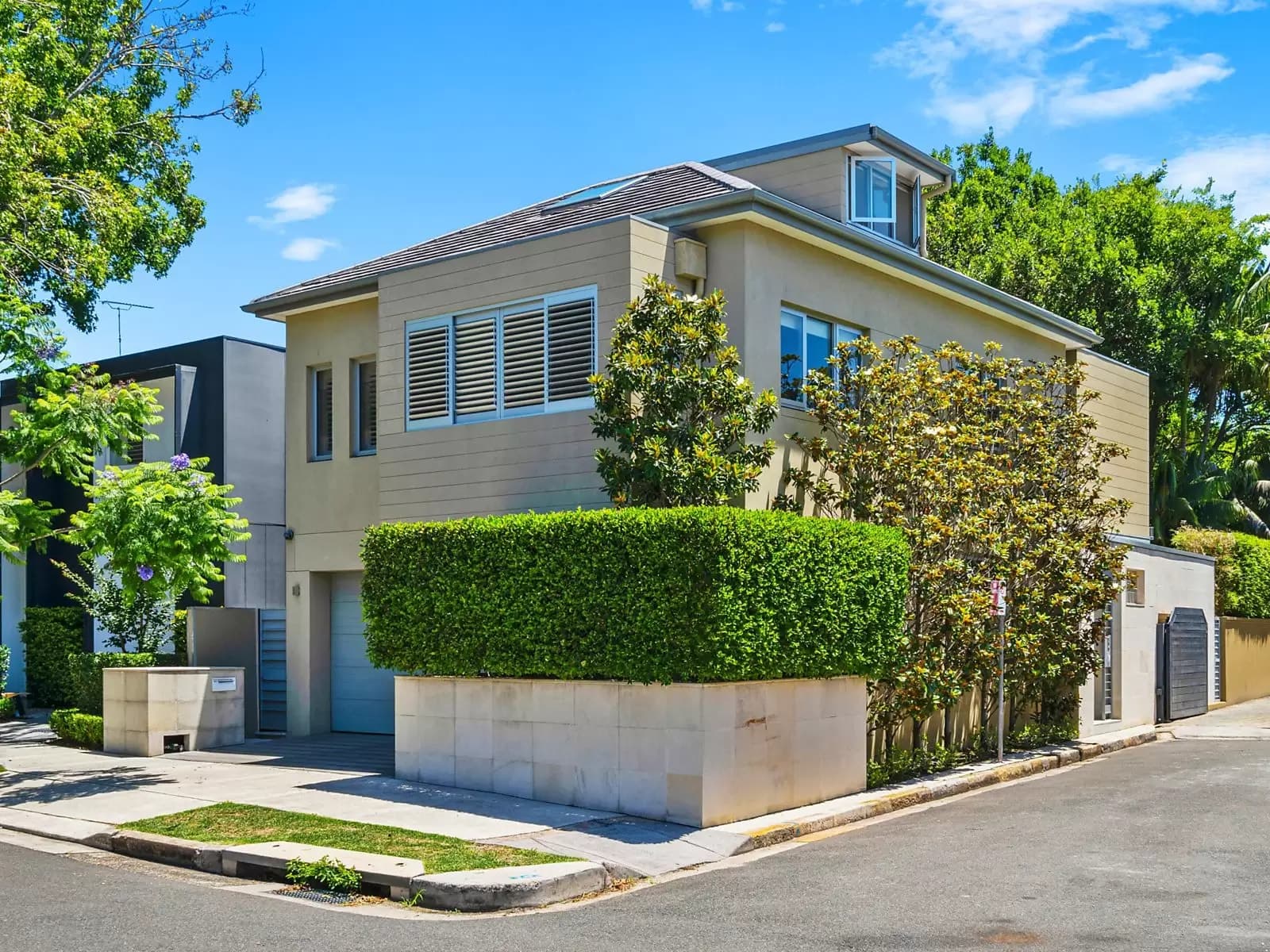 16 Pearce Street, Double Bay, Double Bay - Thumbnail 2