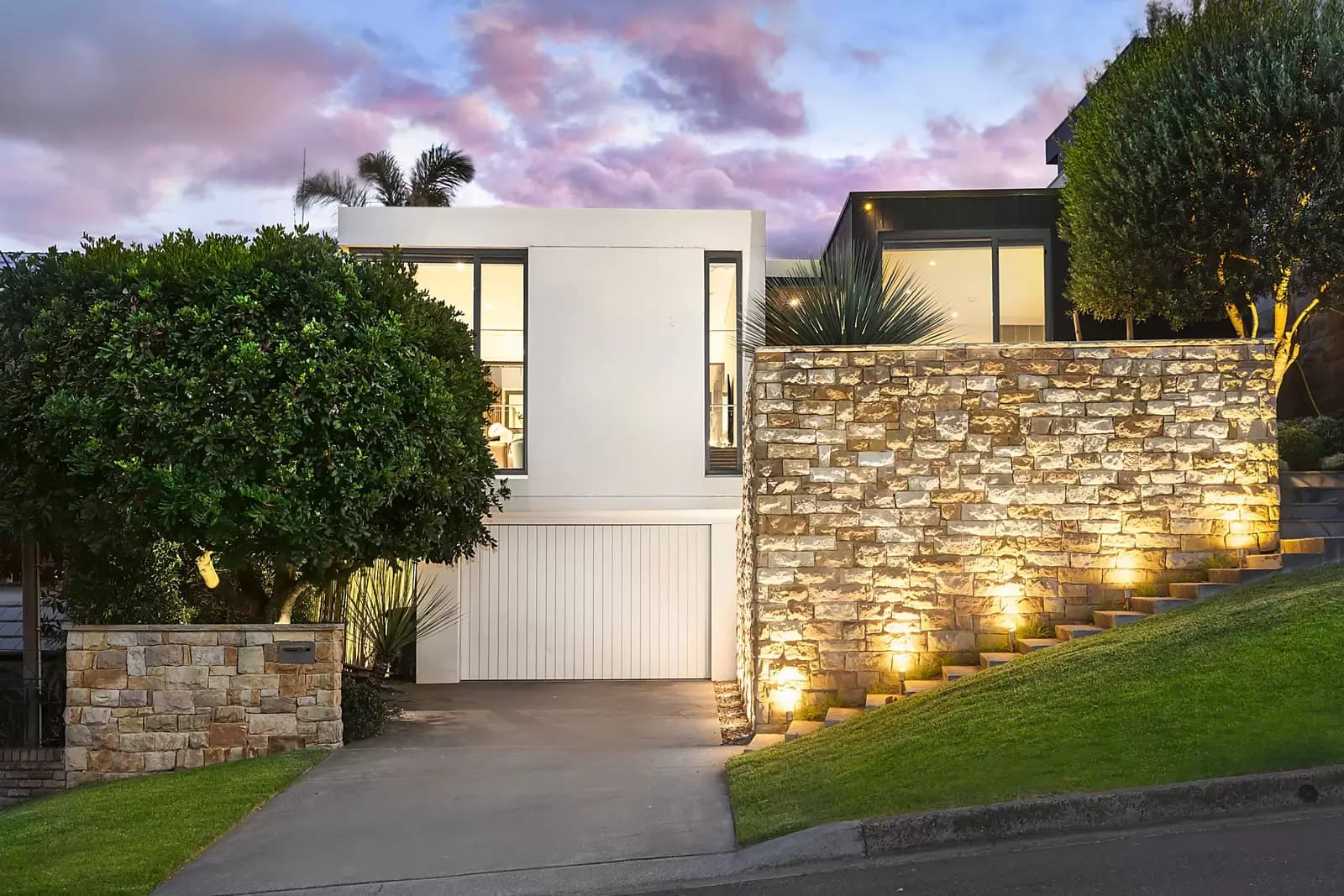 7 Edgecliffe Avenue, South Coogee, South Coogee - Thumbnail 2