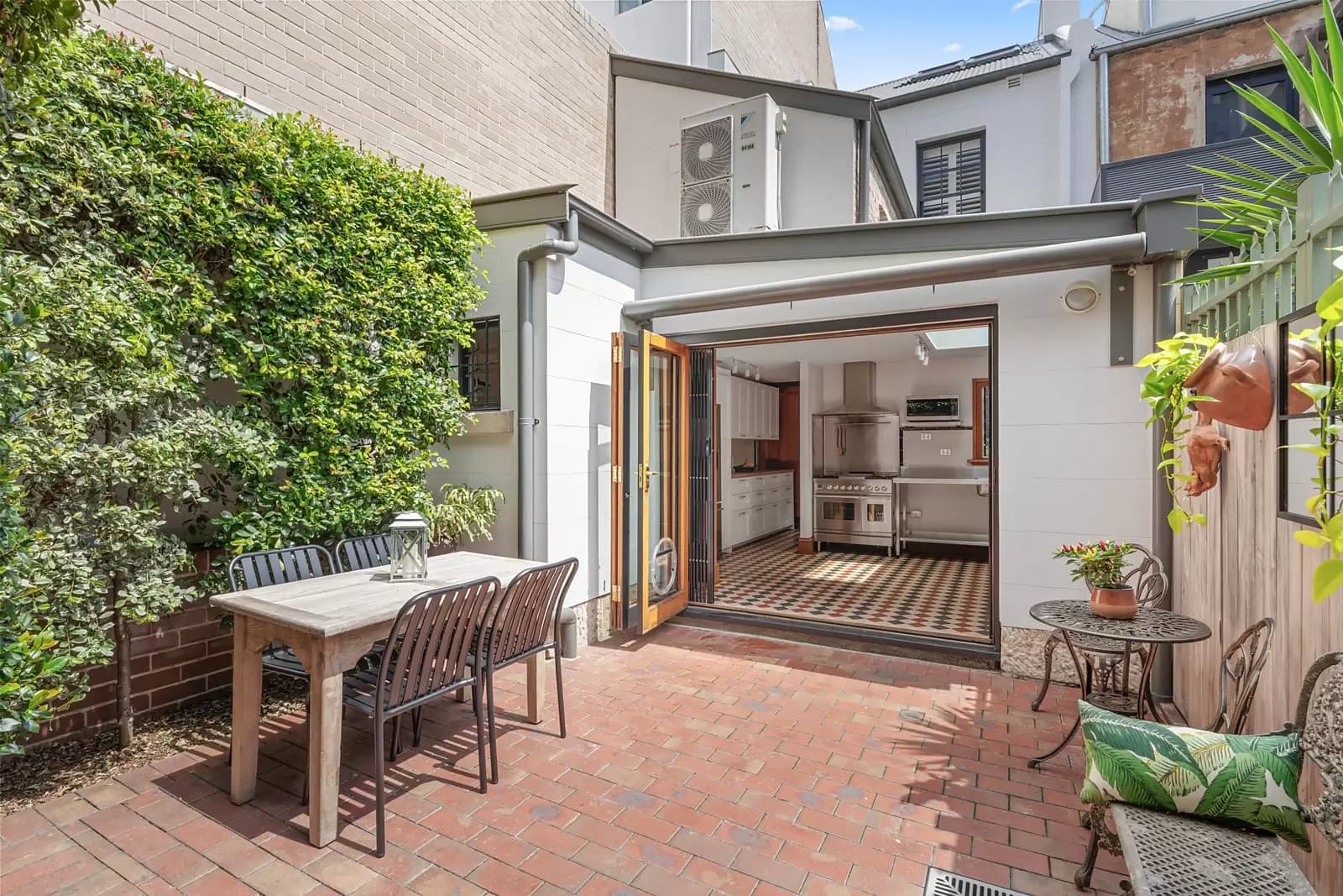 42 Buckingham Street, Surry Hills, Surry Hills - Thumbnail 2