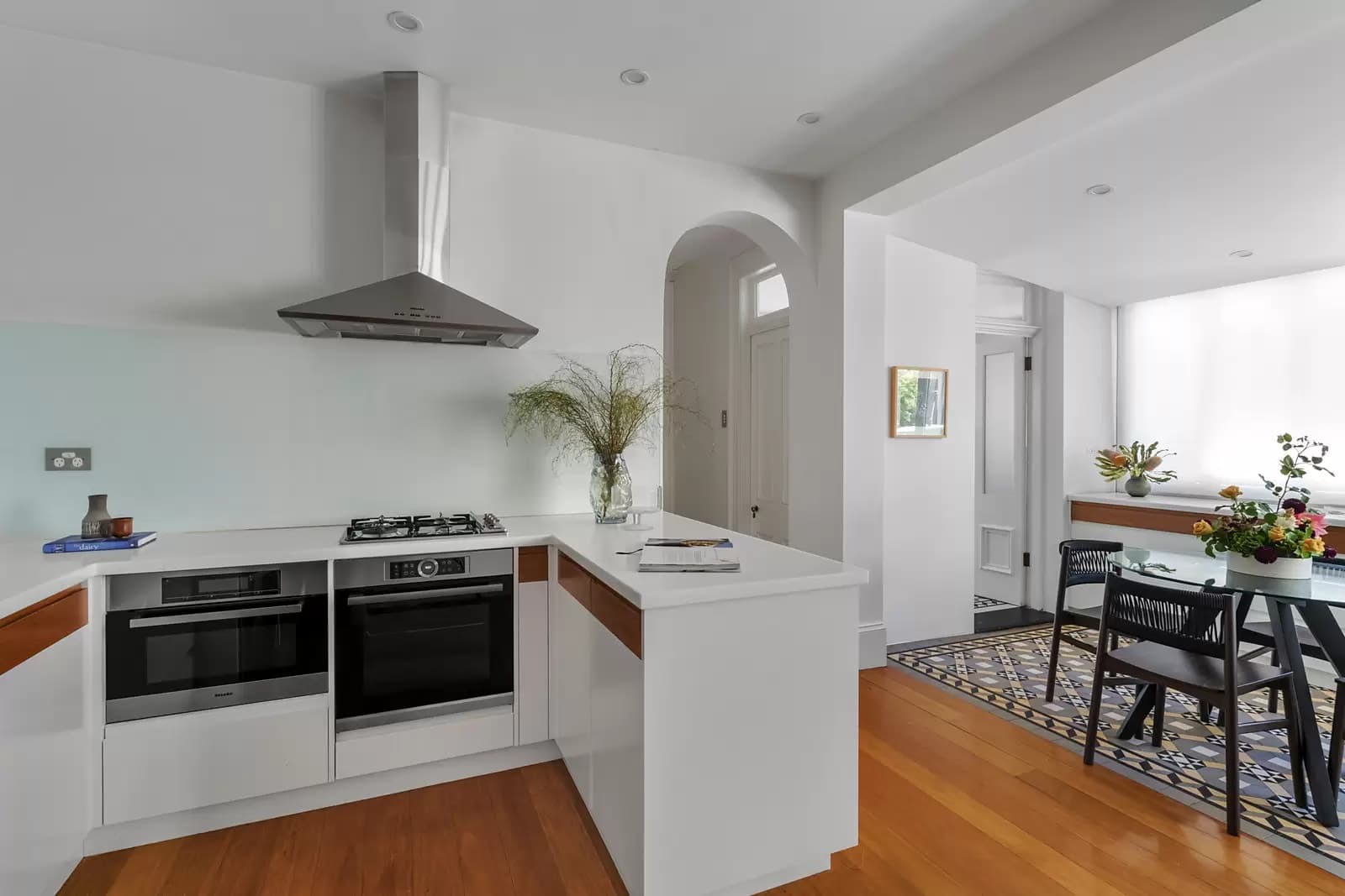 13a Roslyn Gardens, Elizabeth Bay, Elizabeth Bay - Thumbnail 6