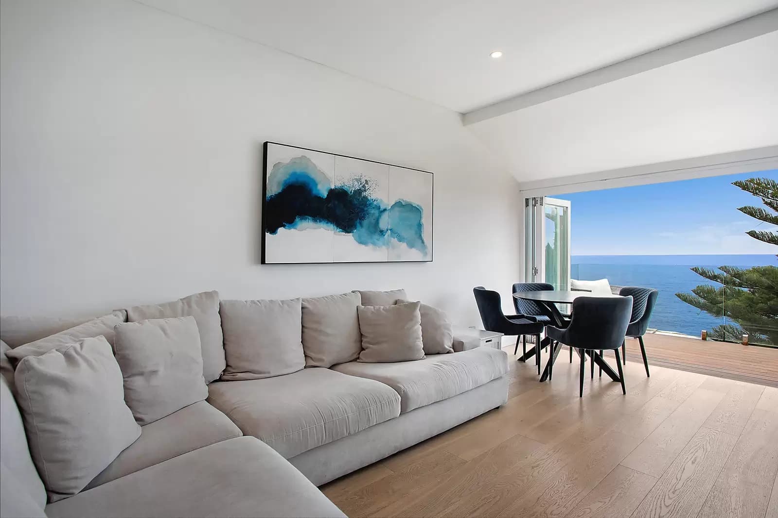 39 Denning Street, South Coogee, South Coogee - Thumbnail 3