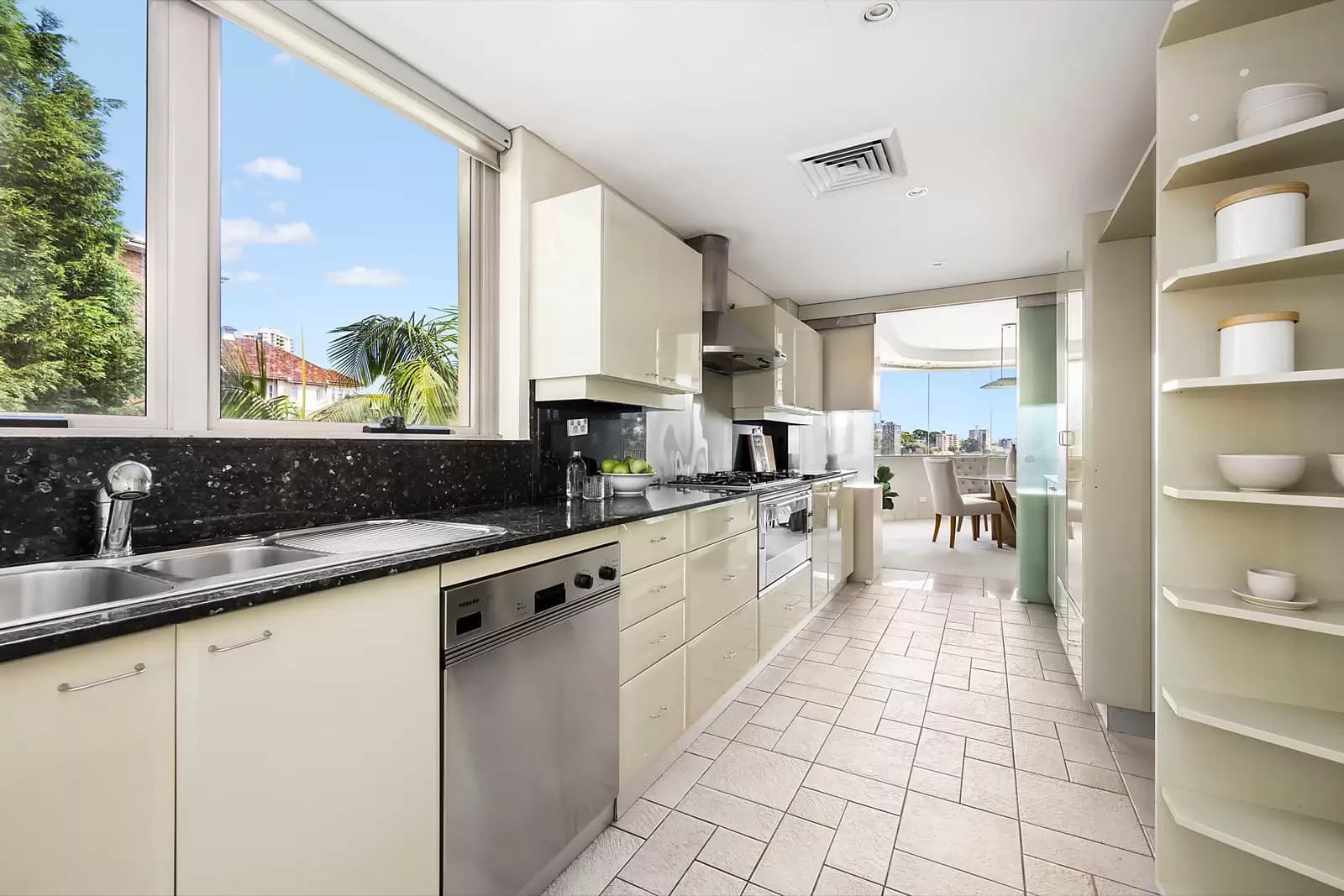 14/335 New South Head Road, Double Bay, Double Bay - Thumbnail 3