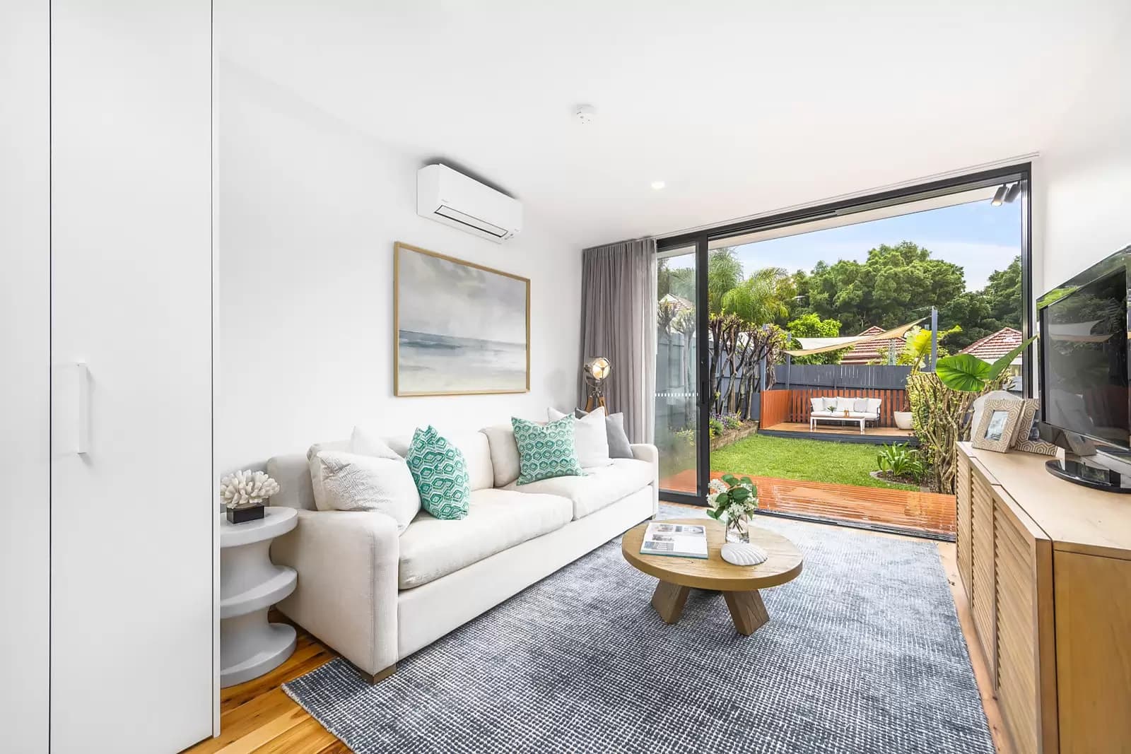 8 Stephen Street, Bondi, Bondi - Thumbnail 2