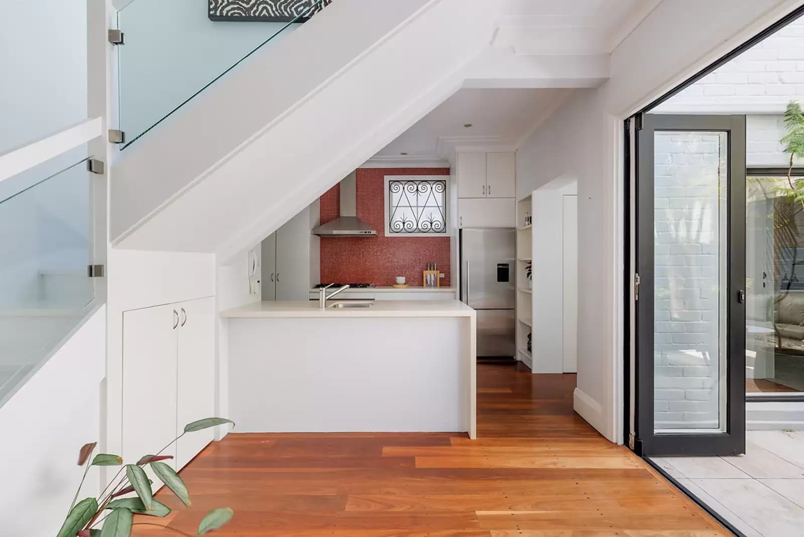 47 Oatley Road, Paddington, Paddington - Thumbnail 4