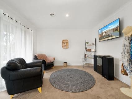 38 Mayesbrook Road, Manor Lakes, VIC, 3024, Manor Lakes - Thumbnail 2