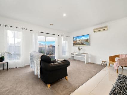 38 Mayesbrook Road, Manor Lakes, VIC, 3024, Manor Lakes - Thumbnail 7