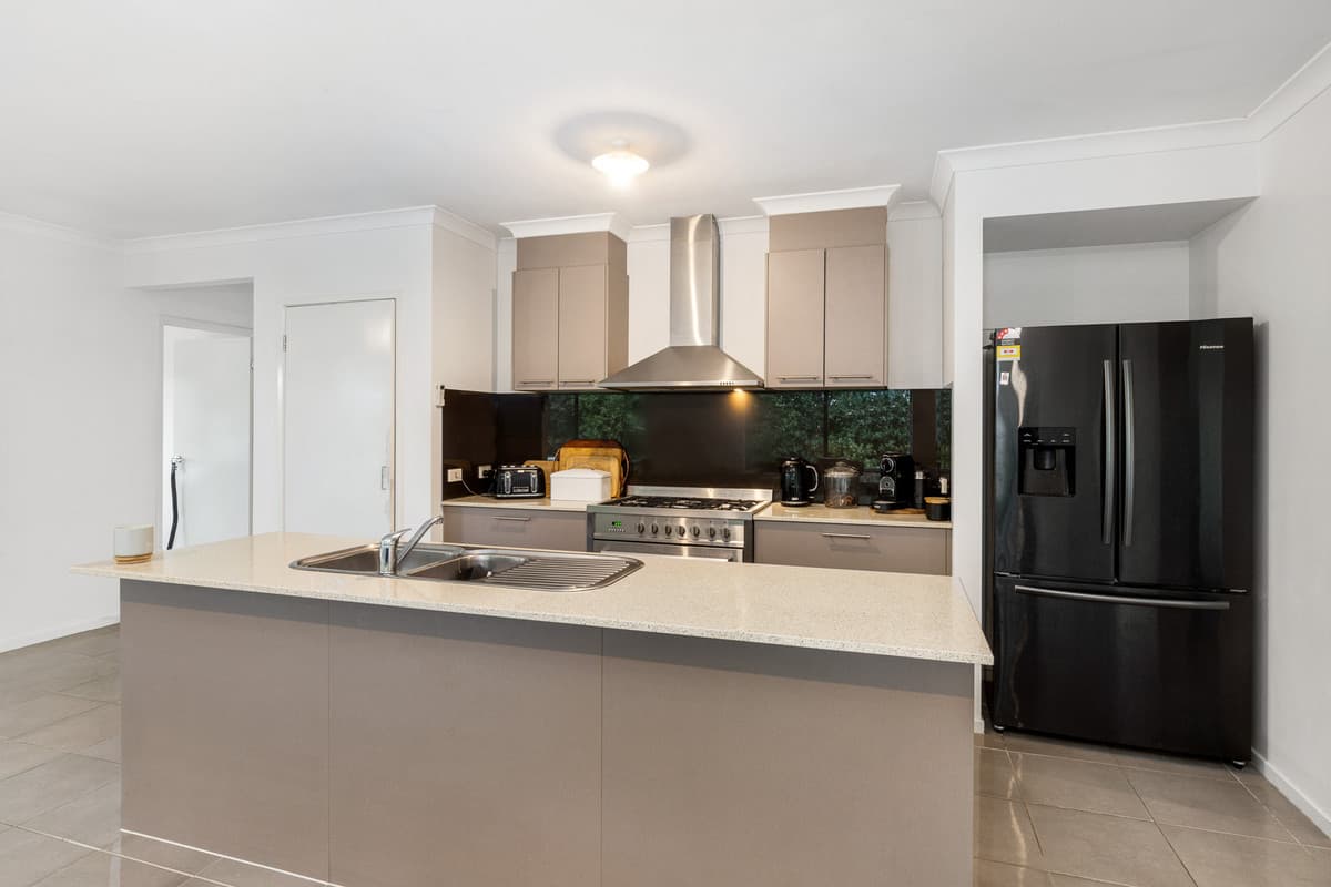 1 Fenwick Fairway, BANNOCKBURN VIC 3331, Bannockburn - Thumbnail 4
