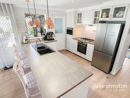 7 Emden Lane, Currambine, WA, 6028, Currambine - Thumbnail 2
