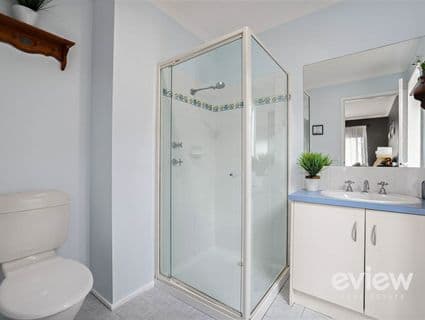 21 Castleton Avenue, Tarneit, VIC, 3029, Tarneit - Thumbnail 6