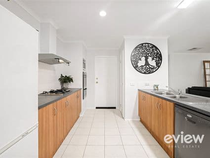 21 Castleton Avenue, Tarneit, VIC, 3029, Tarneit - Thumbnail 8