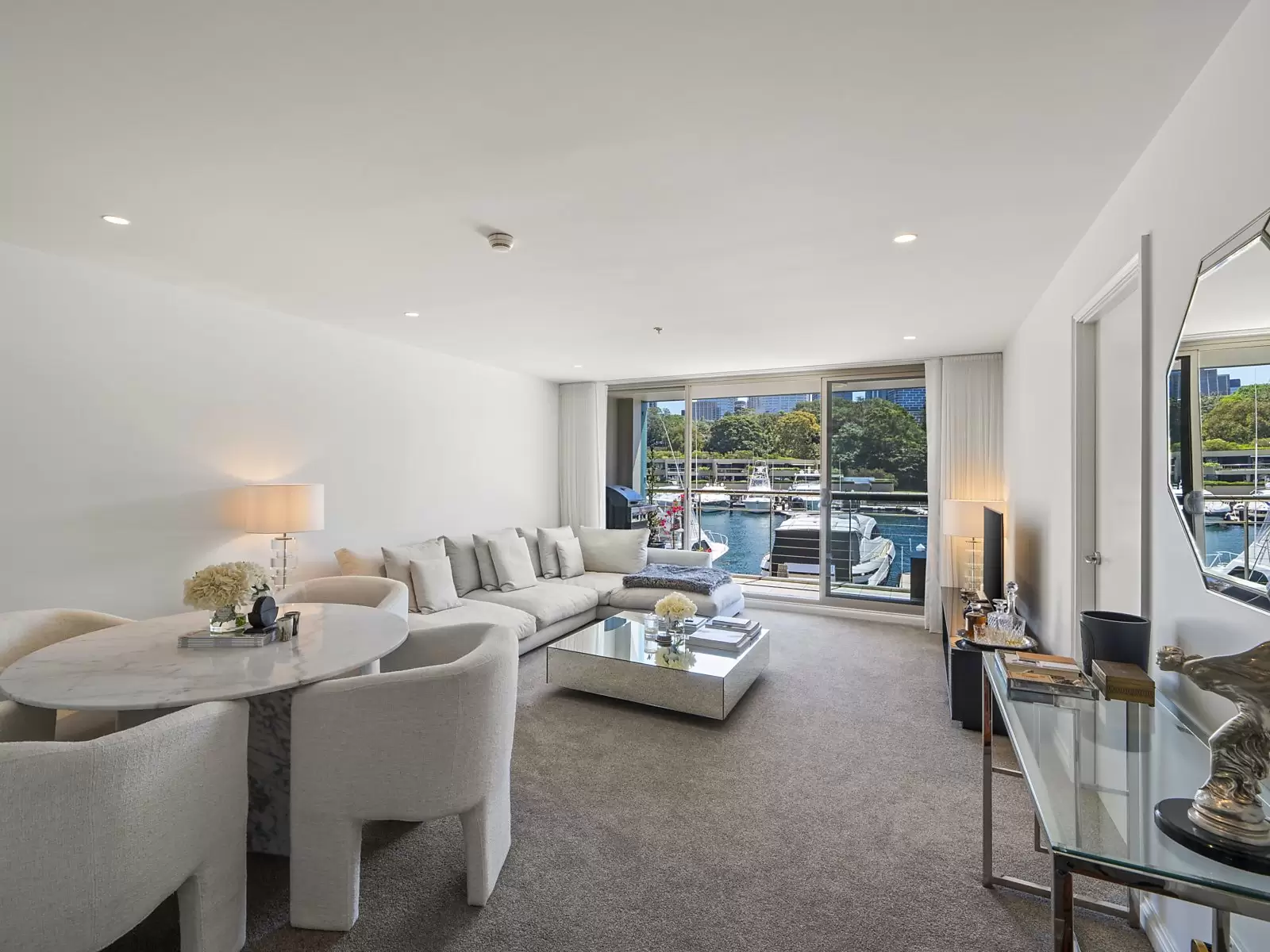 212/6E Cowper Wharf Roadway, Woolloomooloo, Woolloomooloo - Thumbnail 3