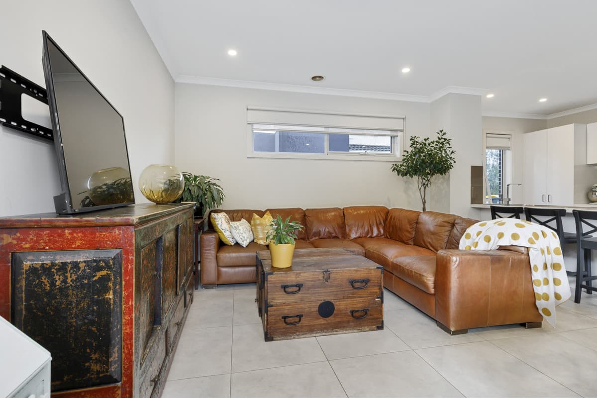 1 / 2 McDonald Place, Glenroy VIC 3046, Glenroy - Thumbnail 4