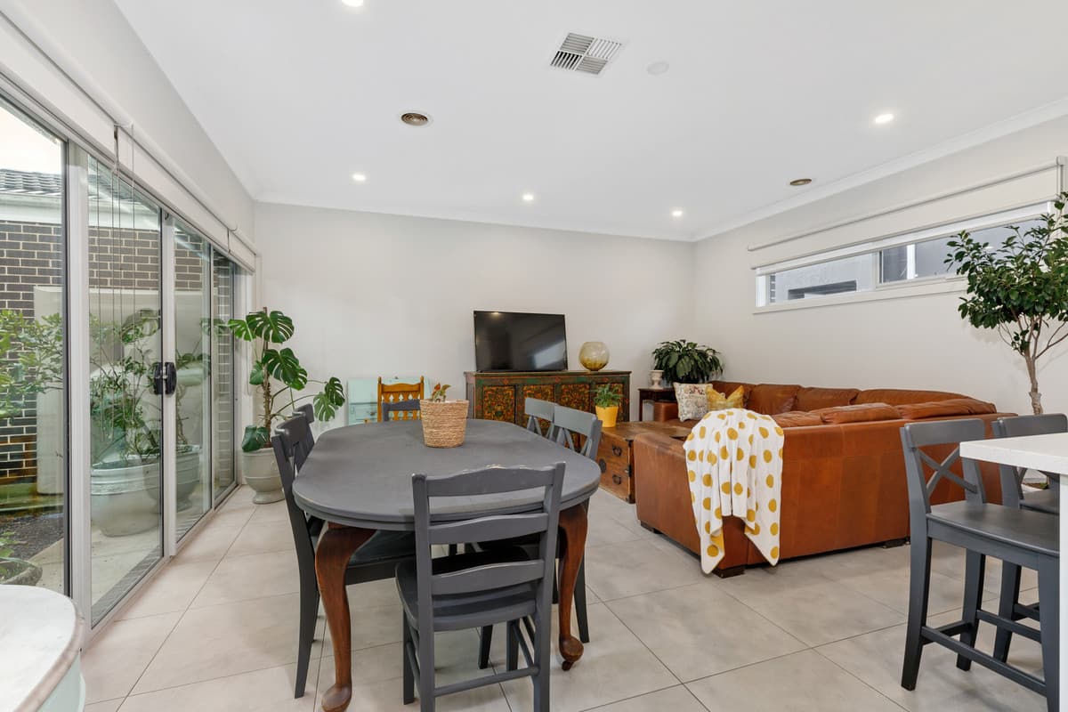 1 / 2 McDonald Place, Glenroy VIC 3046, Glenroy - Thumbnail 5