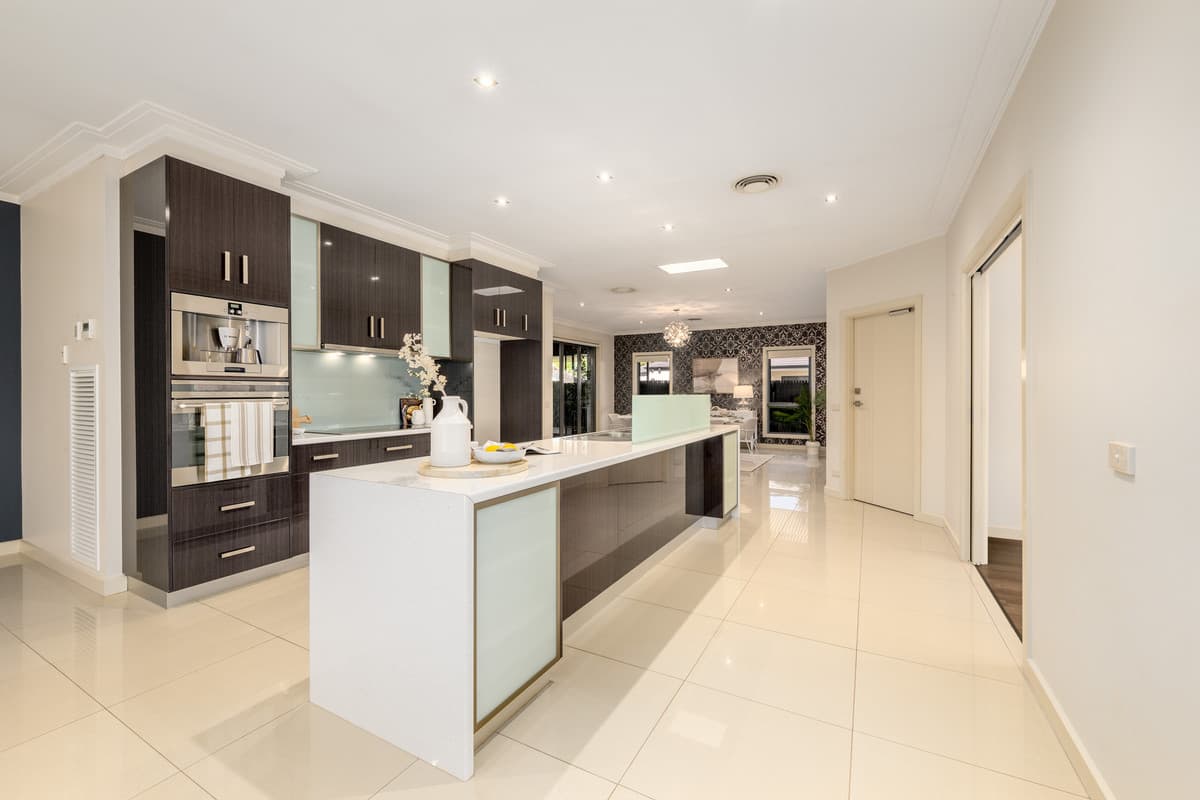 7 Holstein Court, Shepparton VIC 3630, Shepparton - Thumbnail 2
