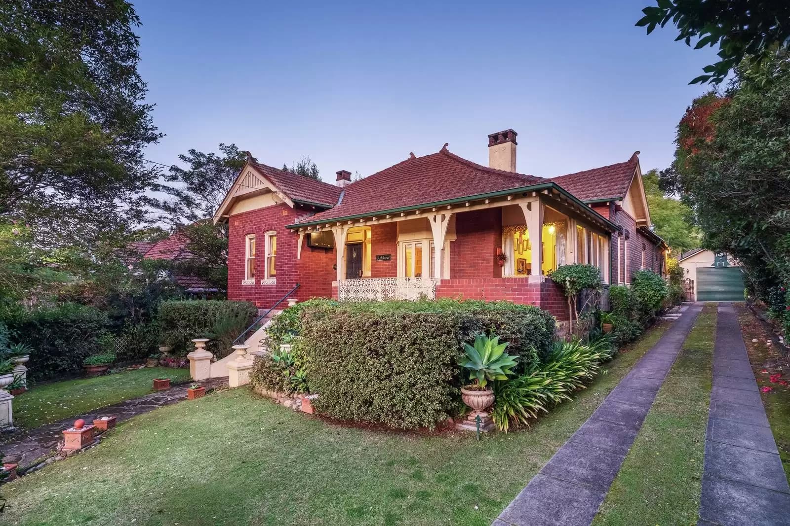 9 Roseville Avenue, Roseville, Roseville - Image 1